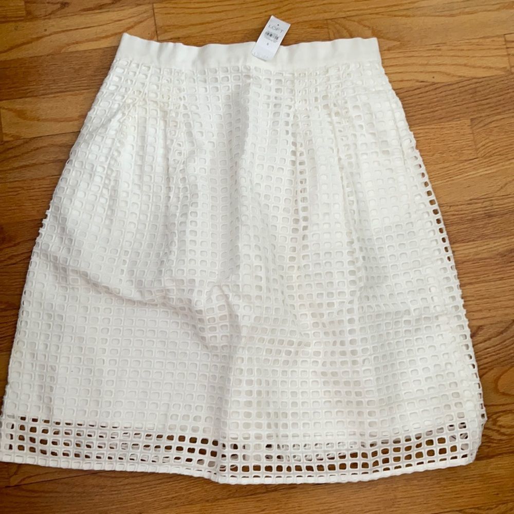 NWT loft skirt